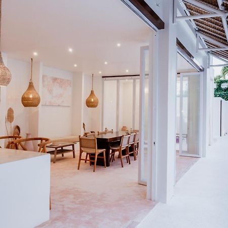 The Hut Hut Hotel Uluwatu Екстериор снимка