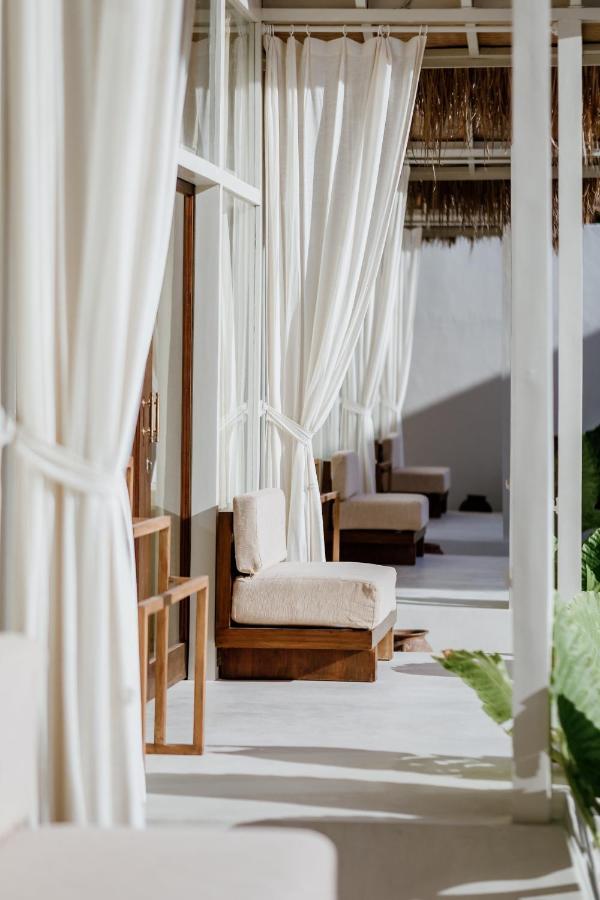 The Hut Hut Hotel Uluwatu Екстериор снимка
